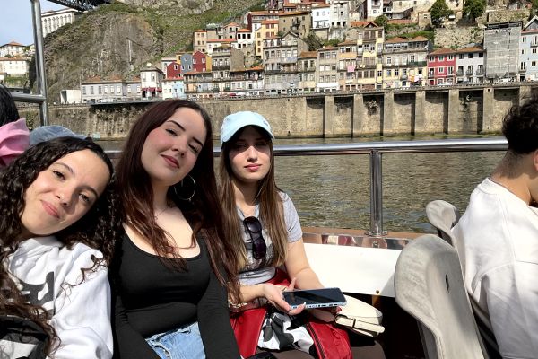 porto-tour-on-boatC8B4233E-EE61-E81E-7C0F-B47D9EECB2D2.jpg